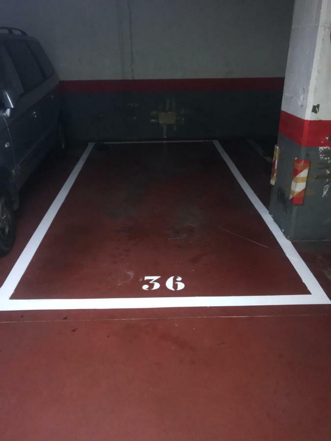 Moderno,Luminoso Con Plaza De Garaje Lejlighed Madrid Eksteriør billede